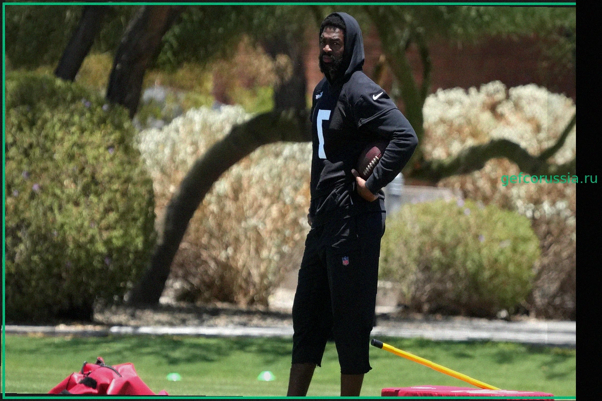 Jacoby Brissett's Cardinals Contract Talks Detailed in New NFL Rumors Ahead of Training Camp