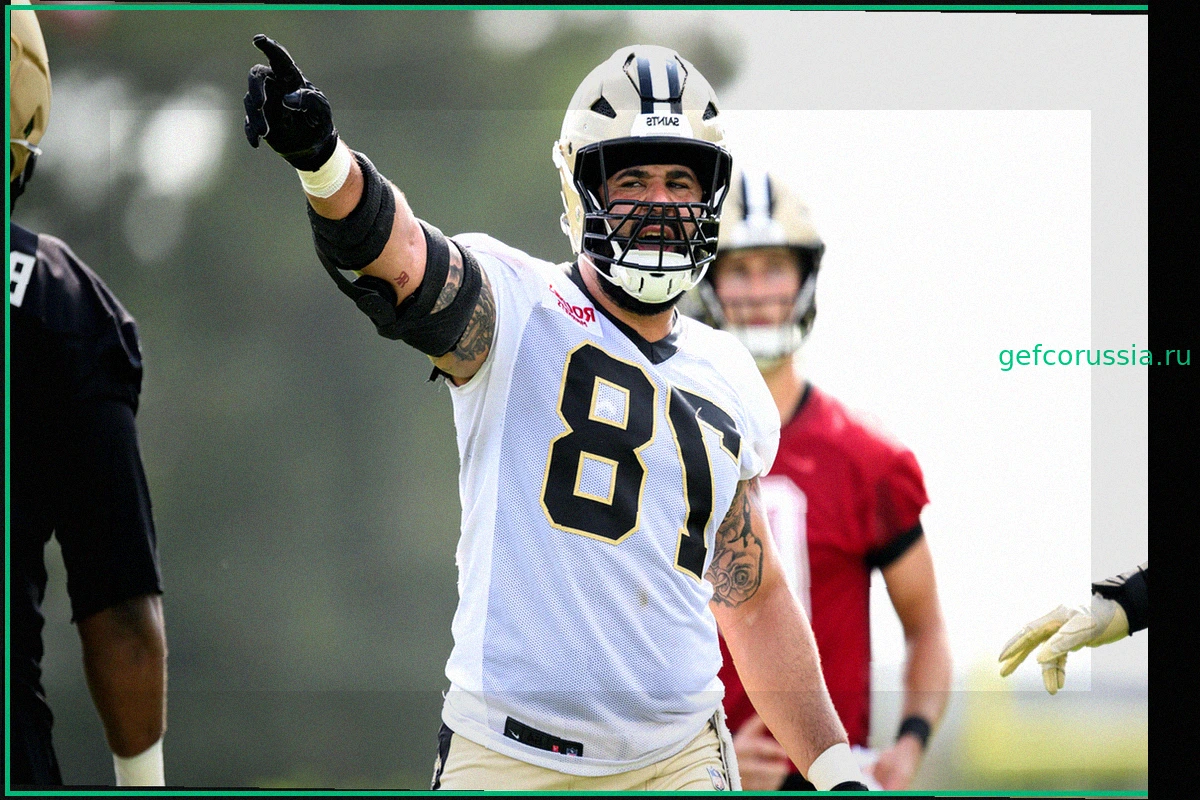 Напряженная тренировка Saints-Cowboys: Эрик Маккой бросил шлем, 7 драк