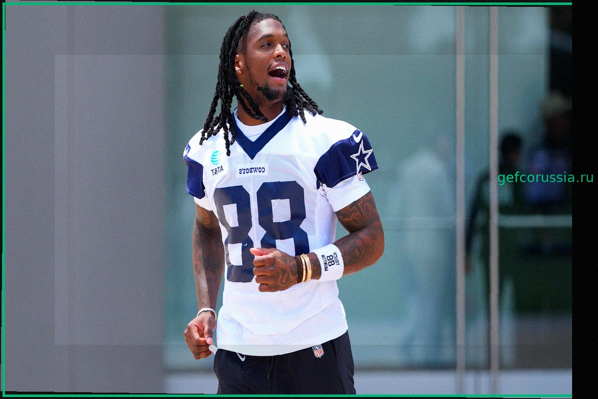 СиДи Лэмб из Dallas Cowboys: Межсезонье, Путешествия, Кастомные Бутсы и Ювелирные Украшения в Новом Видео